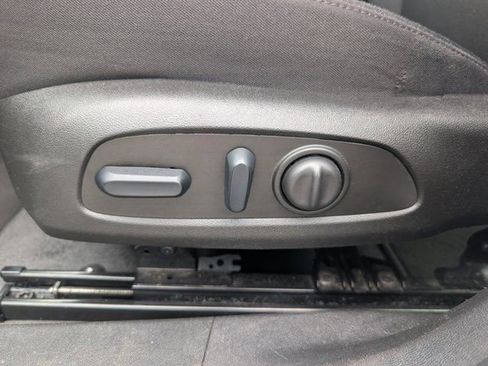 Used 2025 Chevrolet Malibu LT FWD image 15