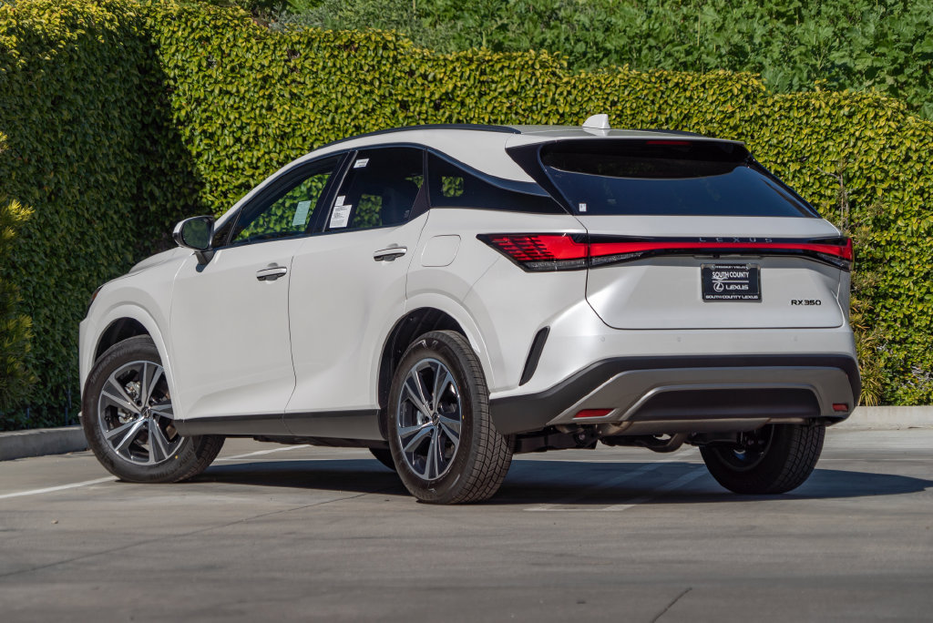 New 2026 Lexus RX 350 Premium w/ Accessory Package (Z1) FWD image 2