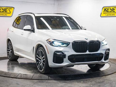 Used 2019 BMW X5 xDrive40i w/ M Sport Package image 5