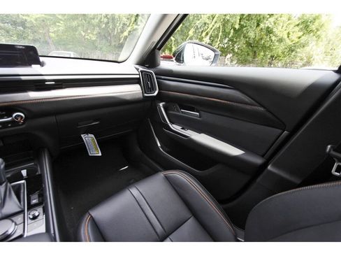 New 2026 MAZDA CX-50 AWD 2.5 Hybrid w/ Weather Package image 8