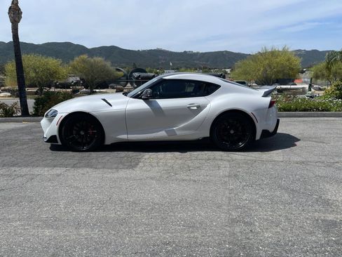 Used 2022 Toyota Supra Premium w/ Driver Assist Package image 8