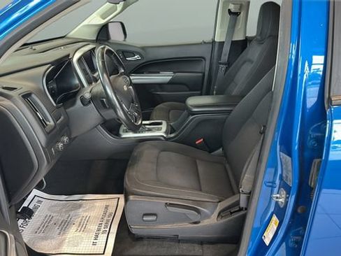 Used 2022 Chevrolet Colorado LT AWD/4WD image 8