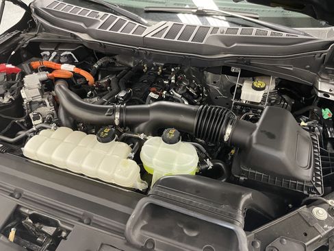 Used 2024 Ford F150 XLT w/ Equipment Group 302A MID image 31