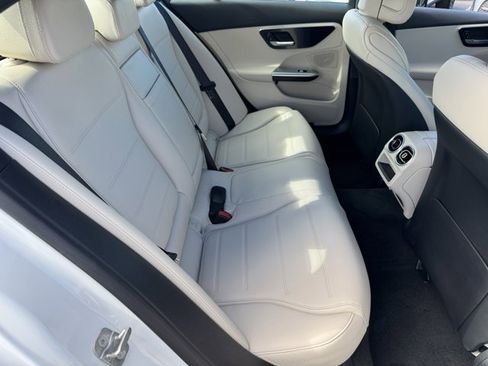 New 2025 Mercedes-Benz C 300 Sedan image 5