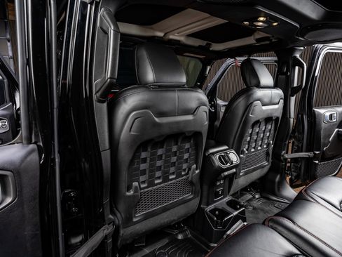 Used 2021 Jeep Wrangler Unlimited Rubicon image 35