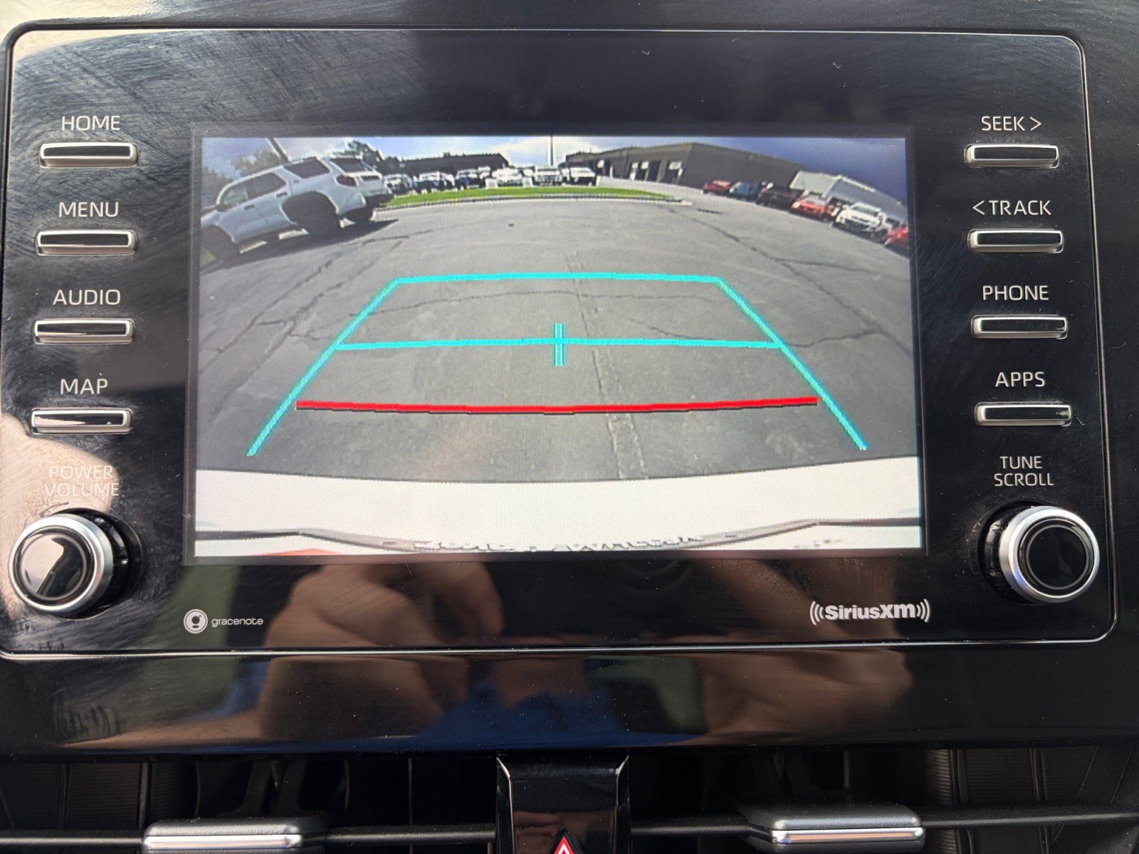 Used 2022 Toyota Camry SE FWD image 21