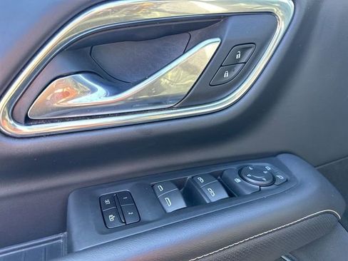 Certified 2023 GMC Yukon SLT image 22