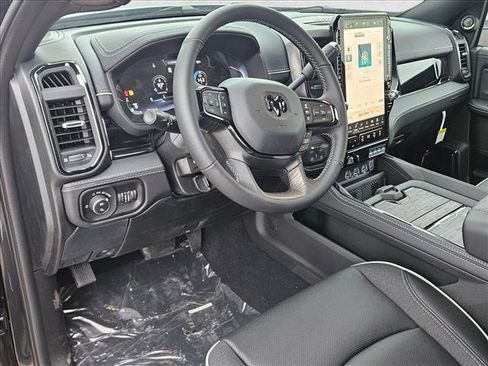 New 2026 RAM 2500 Limited AWD/4WD image 9