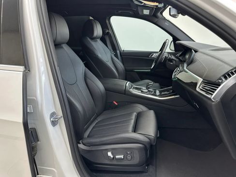 Used 2019 BMW X5 xDrive40i w/ Convenience Package AWD/4WD image 31
