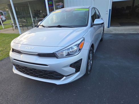 Used 2022 Kia Rio S w/ Technology Package image 2