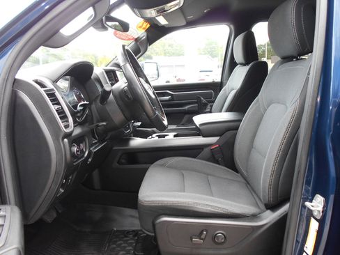 Used 2022 RAM 1500 Big Horn AWD/4WD image 6