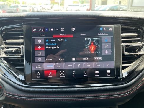 Used 2024 Dodge Durango GT AWD/4WD image 17