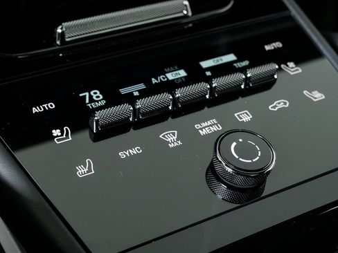 New 2026 Porsche Cayenne GTS image 18