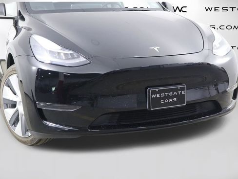 Used 2021 Tesla Model Y Long Range AWD/4WD image 41