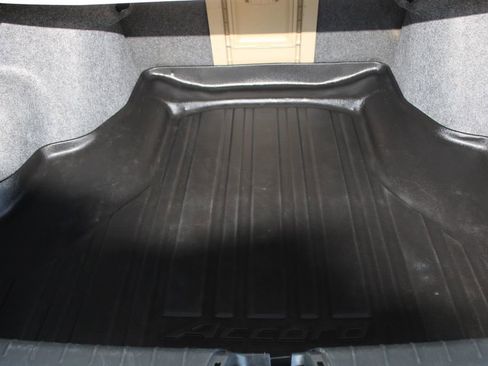 Used 2012 Honda Accord LX image 47
