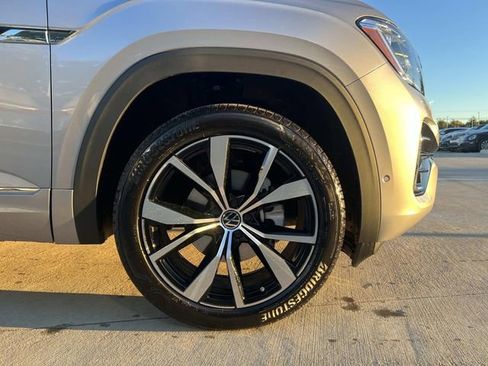 New 2026 Volkswagen Atlas SEL Premium R-Line AWD/4WD image 8