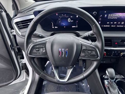 Used 2025 Buick Encore GX Preferred FWD image 18