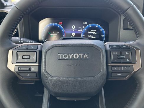 New 2026 Toyota Land Cruiser w/ Premium Package AWD/4WD image 11