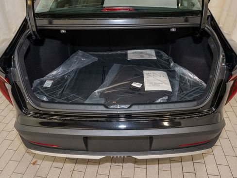 New 2025 Kia K4 LXS image 6