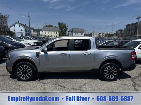 Used 2023 Ford Maverick Lariat w/ Equipment Group 500A Standard AWD/4WD image 8