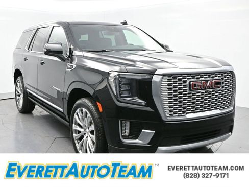 Used 2023 GMC Yukon Denali w/ Max Trailering Package image 1