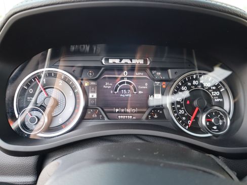 Used 2022 RAM 3500 Laramie AWD/4WD image 19
