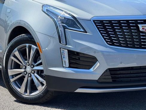 Certified 2025 Cadillac XT5 Premium Luxury image 12