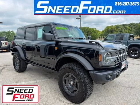 Used 2025 Ford Bronco Badlands w/ Sasquatch Package AWD/4WD image 1