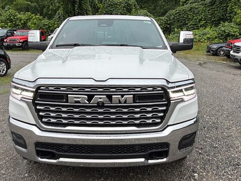 Used 2025 RAM 1500 Limited AWD/4WD image 3