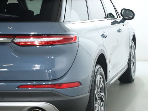 Used 2024 Lincoln Corsair AWD image 42