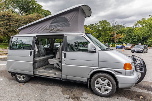 Used 2002 Volkswagen Eurovan MV FWD image 13