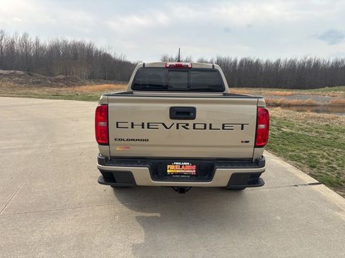 Used 2022 Chevrolet Colorado Z71 AWD/4WD image 8