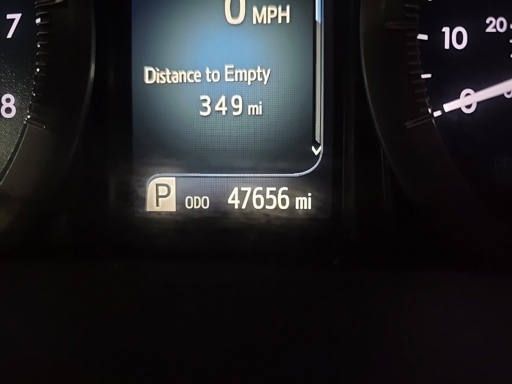 Used 2019 Toyota Sienna XLE w/ XLE Navigation Package FWD image 23