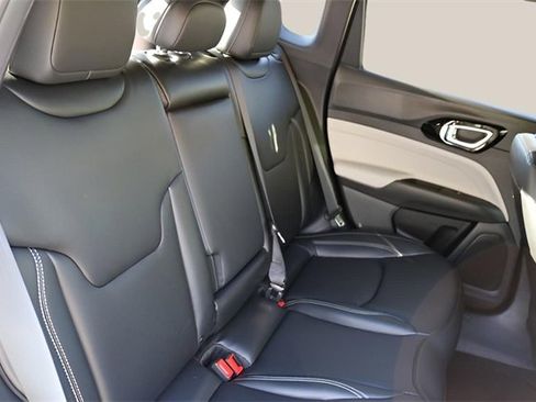 New 2026 Jeep Compass Limited image 17