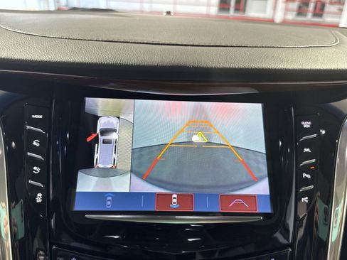 Used 2017 Cadillac Escalade ESV Premium Luxury image 19