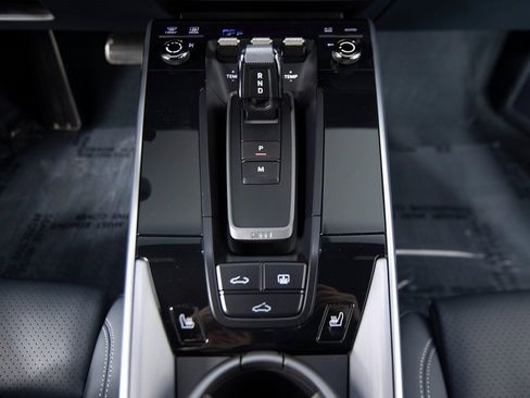 Certified 2021 Porsche 911 Carrera image 26