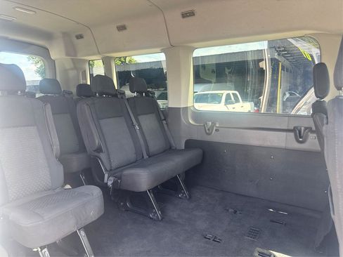 Used 2020 Ford Transit 350 XLT RWD image 9