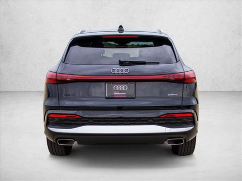 Used 2025 Audi Q5 Premium w/ Convenience Package AWD/4WD image 6