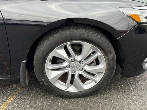 Used 2018 Honda Accord LX image 7