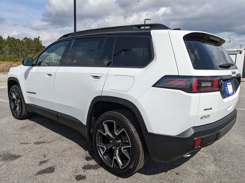 New 2026 Jeep Cherokee Overland image 20