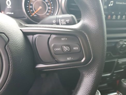 Used 2022 Jeep Gladiator Sport image 29