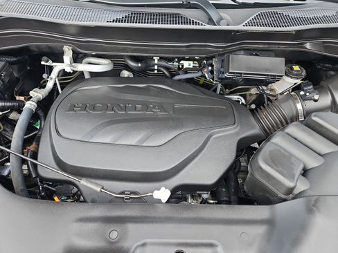 Certified 2024 Honda Ridgeline RTL image 35