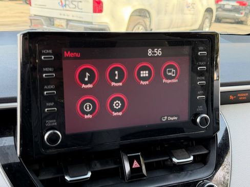 Used 2019 Toyota Corolla SE FWD image 18