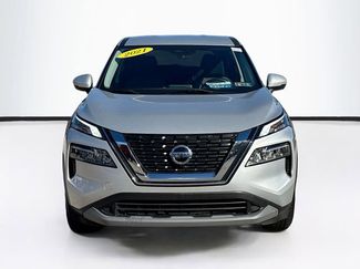Used 2021 Nissan Rogue SV video 2