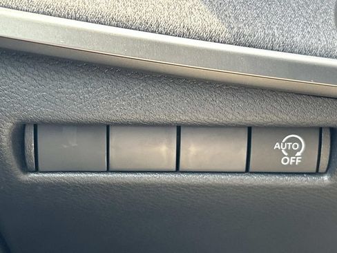 New 2026 Nissan Kicks SV w/ SV Premium Package FWD image 27