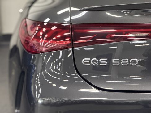 Certified 2023 Mercedes-Benz EQS 580 4MATIC Sedan image 10