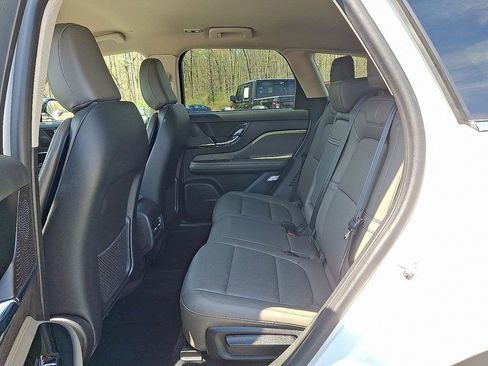 Used 2023 Lincoln Corsair AWD w/ Equipment Group 101A image 11