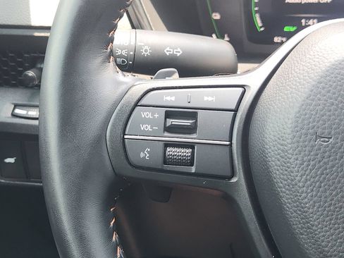 Used 2026 Honda CR-V TrailSport image 31