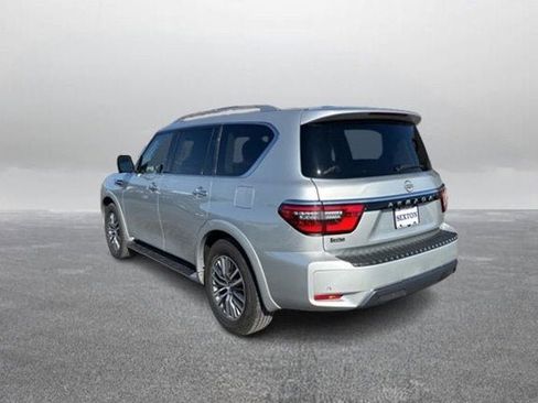 Used 2024 Nissan Armada SL image 7