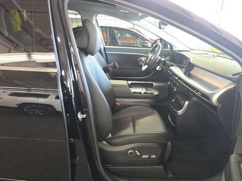 Used 2026 Hyundai Ioniq 9 Limited AWD/4WD image 6